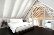 Двухместная вилла на воде Loft