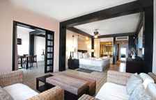 Privilege Suite Royal Master