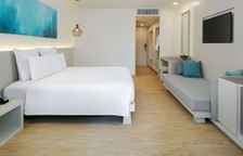 Двухместный номер с видом на бассейн