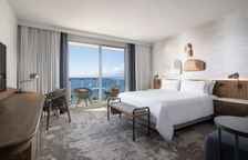 Номер Kukahi Superior High Floor с балконом и с видом на океан