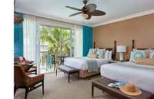 Четырёхместный номер Standard с видом на залив