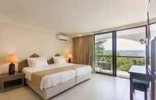 Семейное бунгало с видом на сад