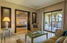 Люкс Al Rawda с 2 комнатами с видом на сад