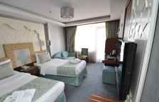 Двухместный номер Superior с балконом и с видом на море