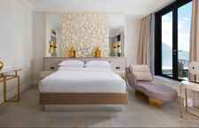 Двухместный люкс M Club Top Floor Terrace Larger c 1 комнатой с балконом и с видом на море