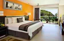 Номер with Hot Tub Deluxe with Tropical View