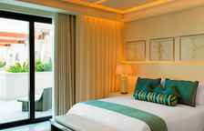 Люкс Contemporary с 2 комнатами с видом на сад