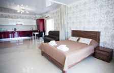 Апартаменты Улучшенный с балконом и с видом на Аю-Даг