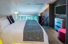 Двухместный люкс Marvelous Bi-Level c 1 комнатой с балконом и с видом на город