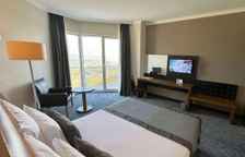 Двухместный номер Deluxe с видом на море и город