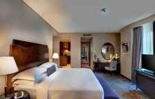 Двухместный номер Large Corner с видом на Бурдж-Халифа