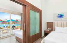 Трёхместное бунгало с видом на бассейн