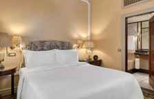 Двухместный люкс Deluxe c 1 комнатой с видом на внутренний двор