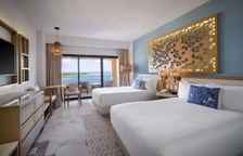 Четырёхместный номер Superior с видом на залив