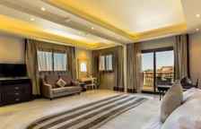 Полулюкс Posh Club с видом на море