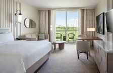 Номер Standard с видом на поле для гольфа