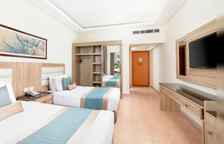 Двухместный номер Deluxe с видом на бассейн