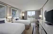 Четырёхместный номер с балконом и oceanfront