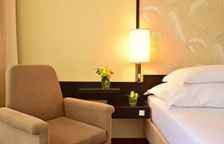 Двухместный номер Classic с частичным видом на море