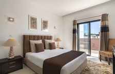 Апартаменты с 2 комнатами с частичным видом на море