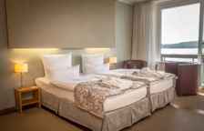 Номер lake side