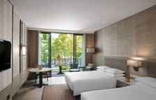 Четырёхместный номер с видом на сад