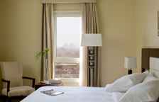 Двухместный полулюкс Deluxe with Pyramids view