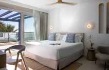 Двухместный люкс Pool Seascape