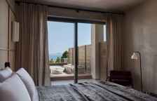 Двухместный номер в бунгало с открытым гидромассажным мини-бассейном с видом на море