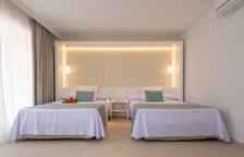 Номер Семейный с частичным видом на море