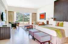 Люкс Master с видом на бассейн