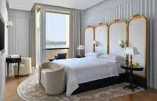 Двухместный клубный люкс The Ivory c 1 комнатой с балконом и с видом на бассейн