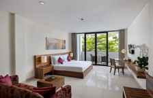 Двухместный полулюкс с балконом