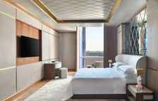 Двухместный клубный люкс The Quartz c 1 комнатой с балконом и с видом на бассейн