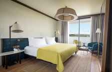 B Block Family с видом на окрестности