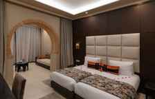 Двухместный номер Grand Deluxe с балконом и с видом на территорию отеля