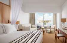 Номер семейный с красивым видом из окна