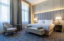 Двухместный номер Riverside Classic с видом на лес