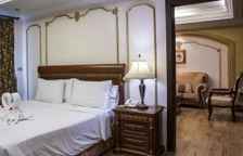 Четырёхместный люкс с 2 комнатами