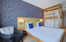 Четырёхместный номер Family with Bunk Bed