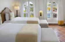 Вилла Hilltop с бассейном с 2 комнатами