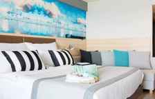 Двухместный номер Standard с частичным видом на море