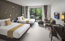 Двухместный номер Deluxe с видом на бассейн