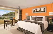 Двухместный номер Deluxe with Tropical View