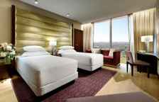 Двухместный клубный номер Deluxe High Floor с панорамным видом