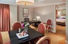 Двухместный люкс Larger c 1 комнатой с видом на город