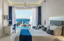 Люкс with Private Heated Pool Island с 2 комнатами seafront