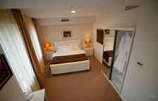 Люкс с балконом и с красивым видом из окна