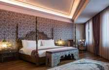 Двухместный люкс Corner с видом на улицу