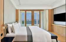 Двухместный клубный люкс Westin c 1 комнатой с видом на озеро